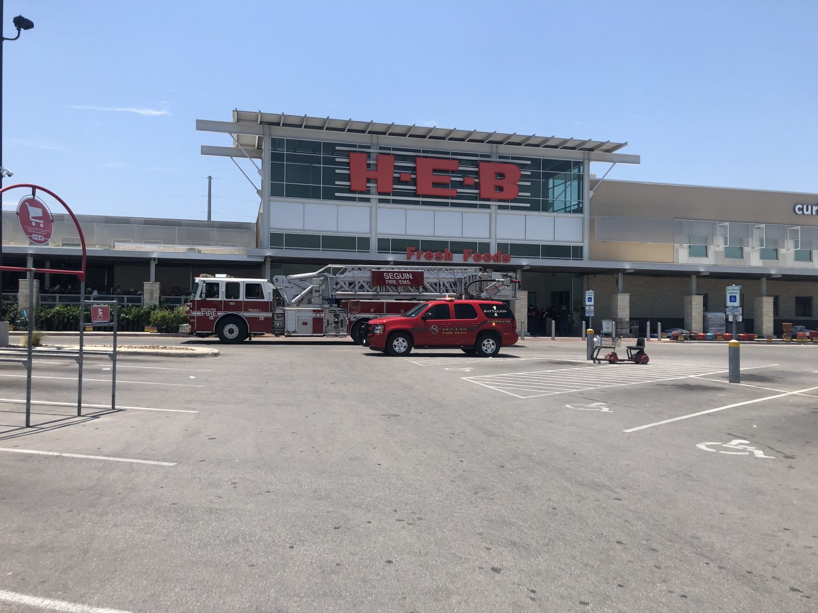 Heb Deli Seguin at Eric Gillespie blog